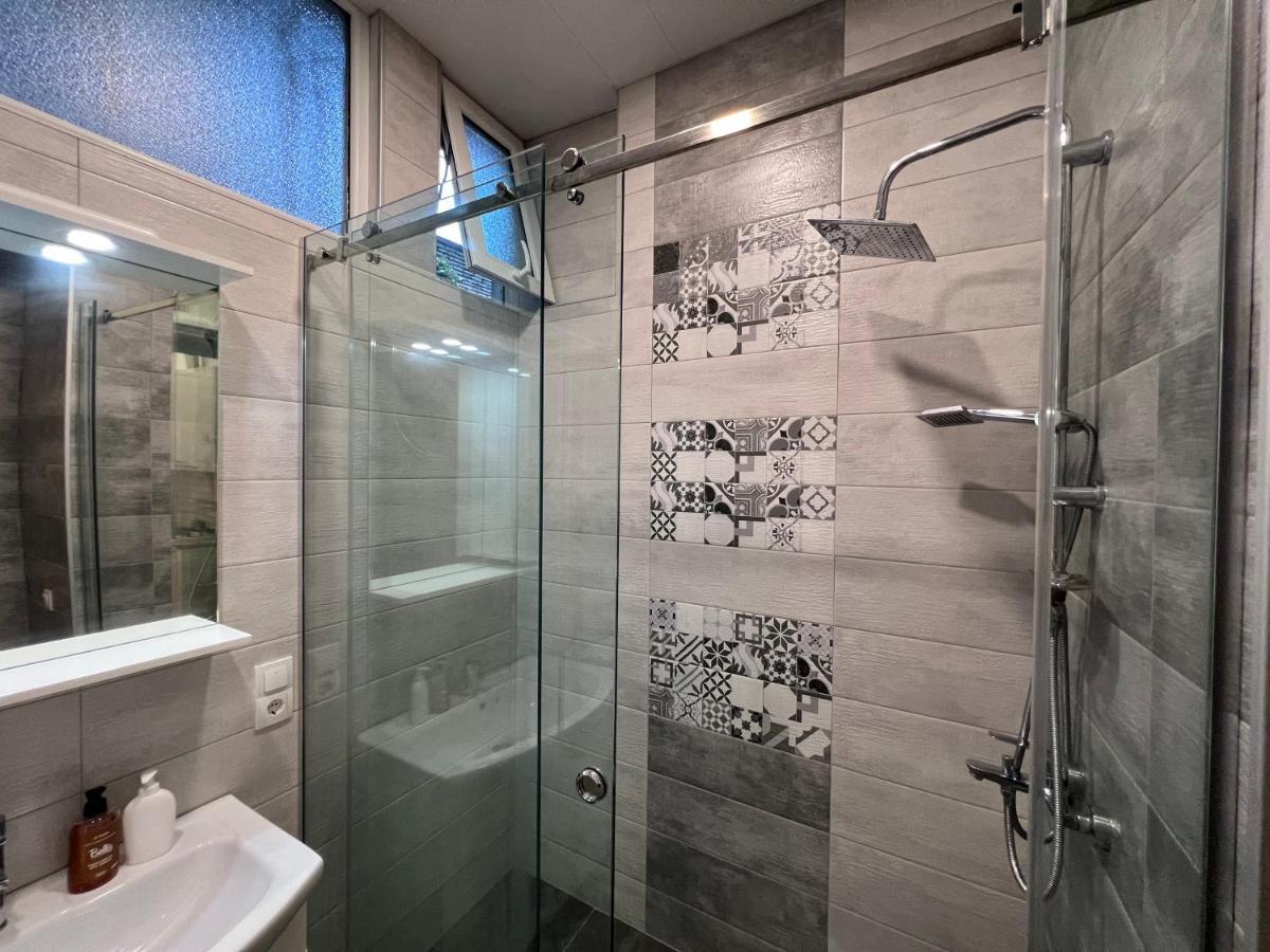 Cosy Apartment In Tbilisi Centre Zewnętrze zdjęcie