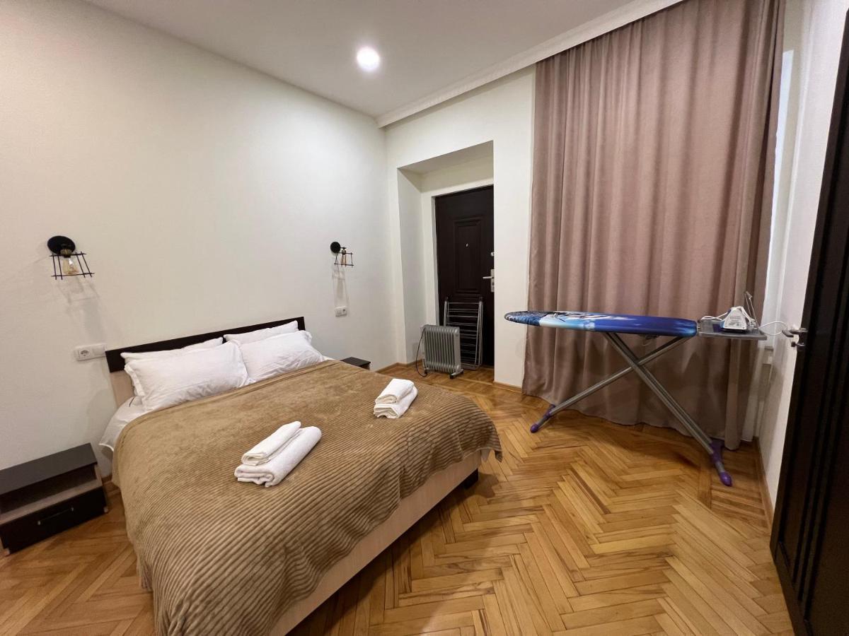 Cosy Apartment In Tbilisi Centre Zewnętrze zdjęcie
