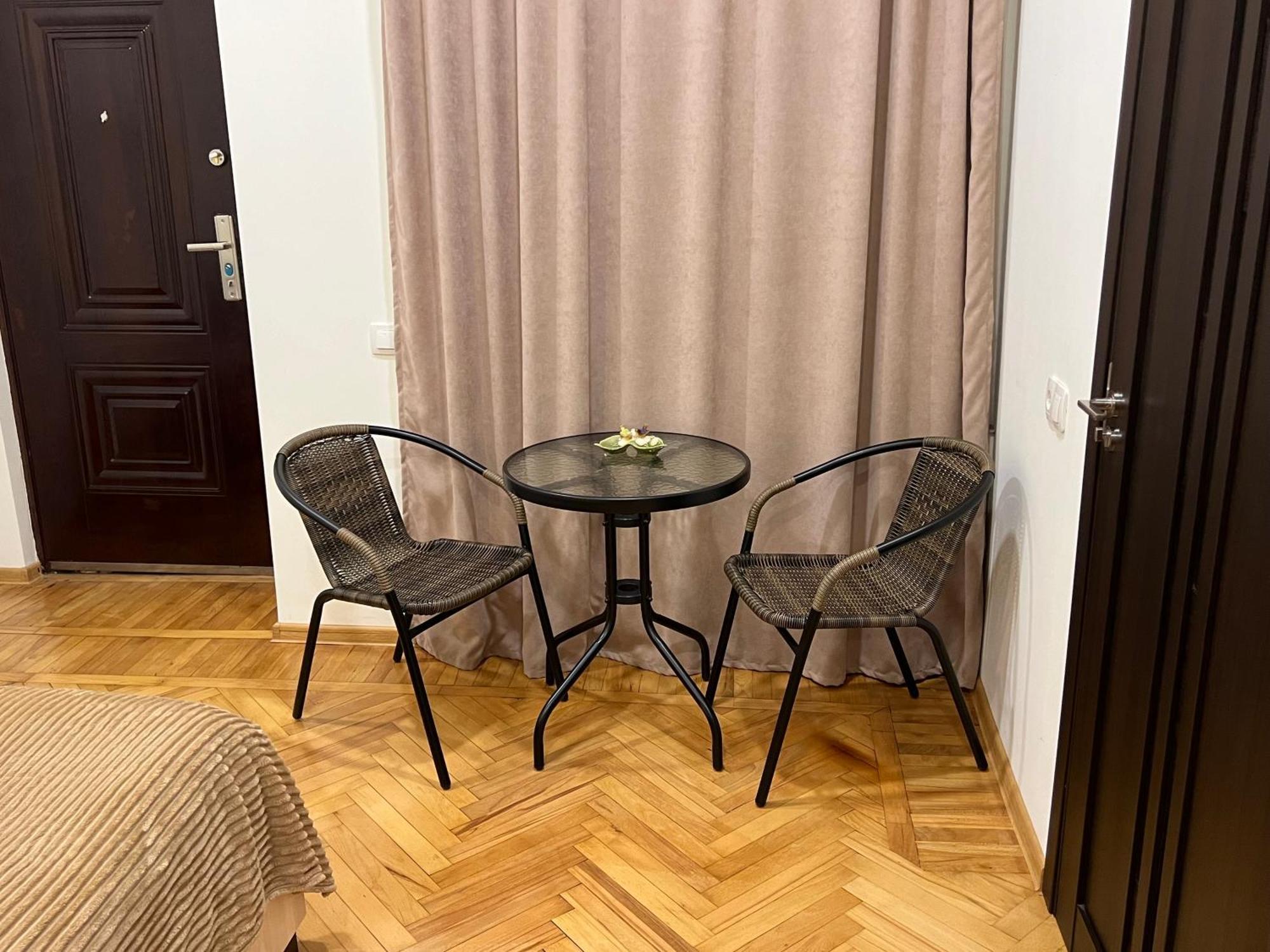 Cosy Apartment In Tbilisi Centre Zewnętrze zdjęcie